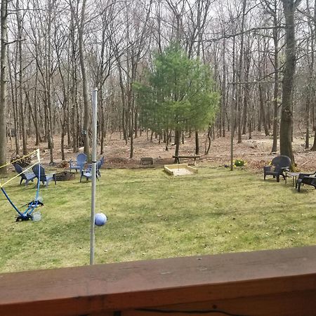 Serenity And Fun All In One In This Cozy Pocono Cabin Jim Thorpe Exteriör bild