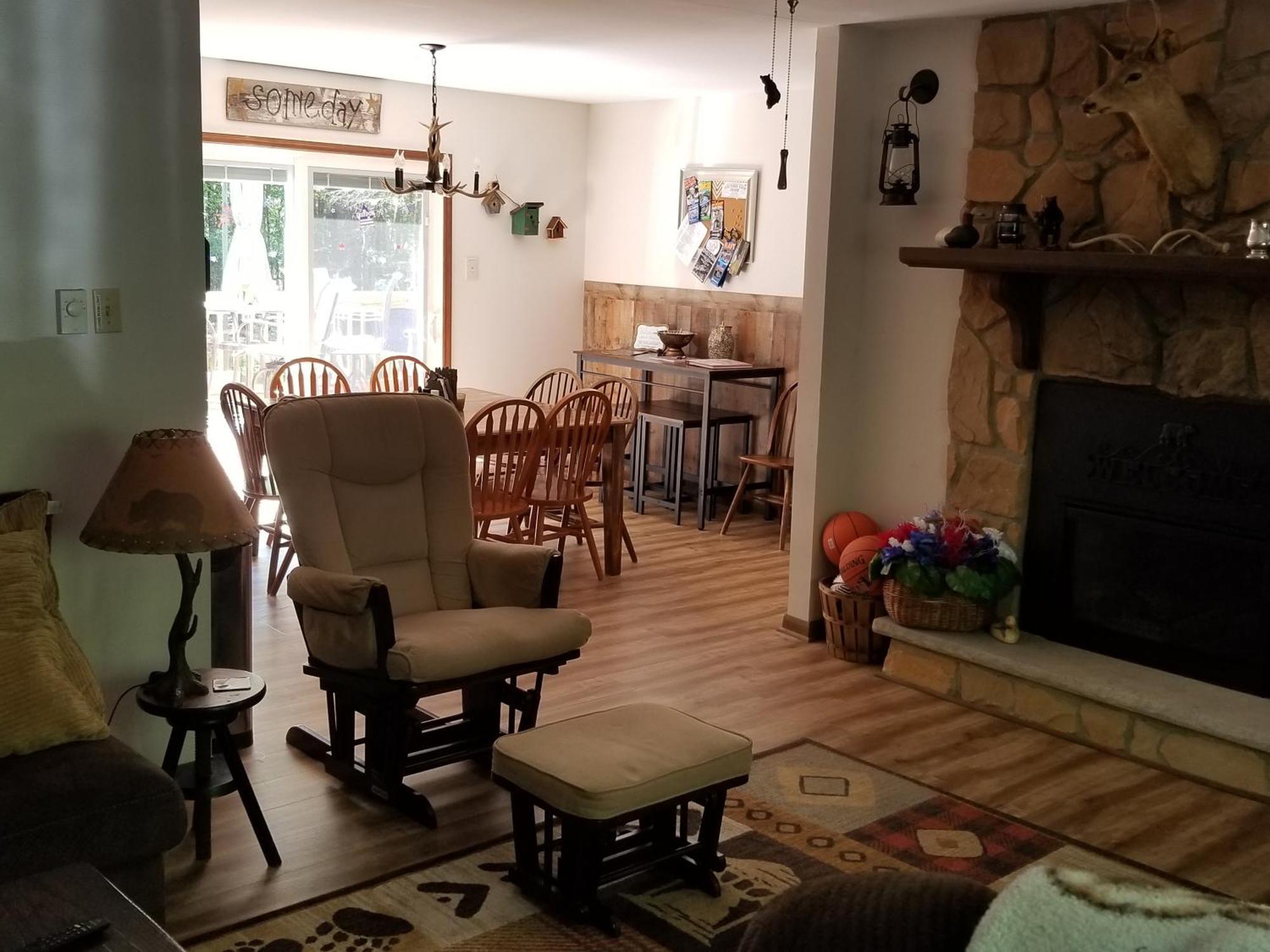 Serenity And Fun All In One In This Cozy Pocono Cabin Jim Thorpe Exteriör bild