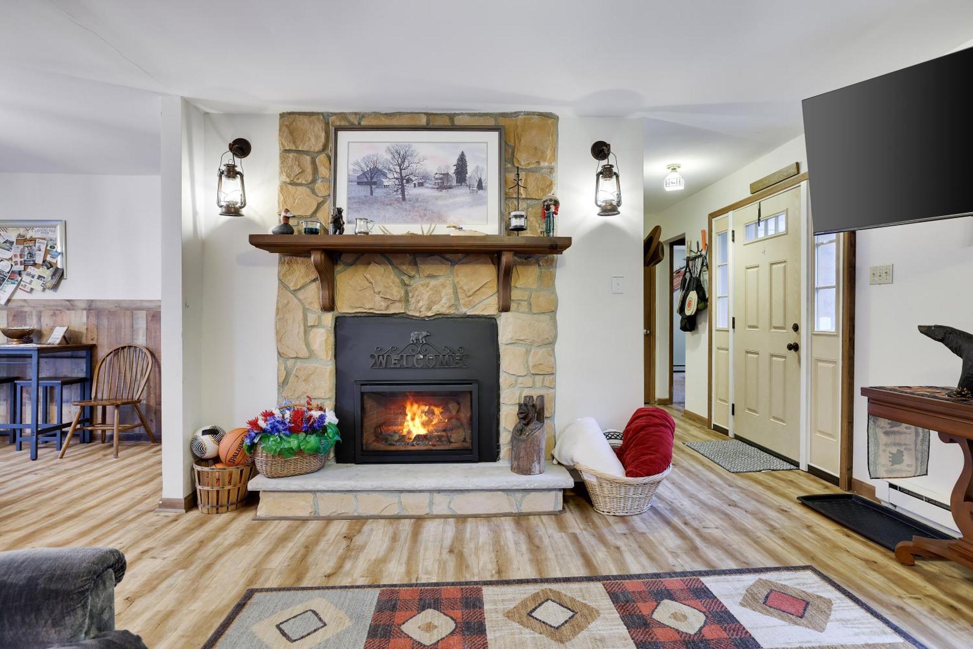 Serenity And Fun All In One In This Cozy Pocono Cabin Jim Thorpe Exteriör bild